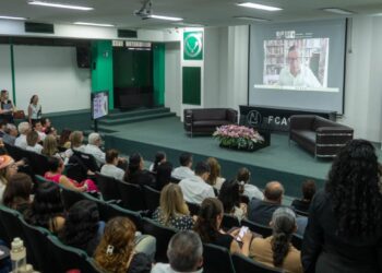 Analiza UAT desafíos y oportunidades de la inteligencia artificial