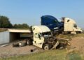 Trailero provoca accidente por conducir cansado en carretera Victoria-Monterrey