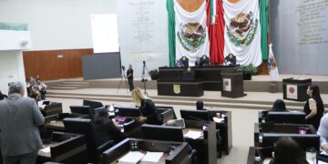 Validan capacitación obligatoria en primeros auxilios en planteles educativos