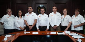 La UAT y el SUTUAT firman convenio de revisión salarial 2026
