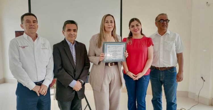 Reconocen a Karla Ávalos con el Mérito Ciudadano 2026