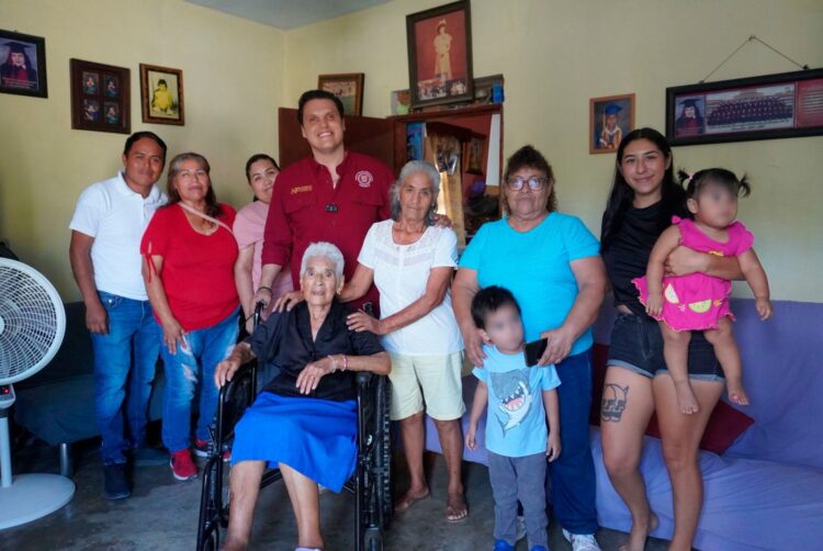 Recorre HP colonias, atendiendo en territorio a los reynosenses.