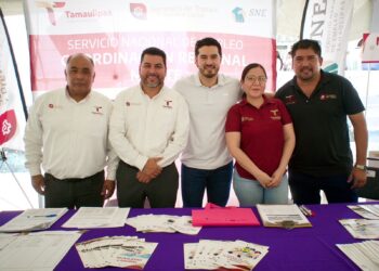 Acerca STPS oportunidades de empleo y movilidad laboral a habitantes de Nuevo Morelos