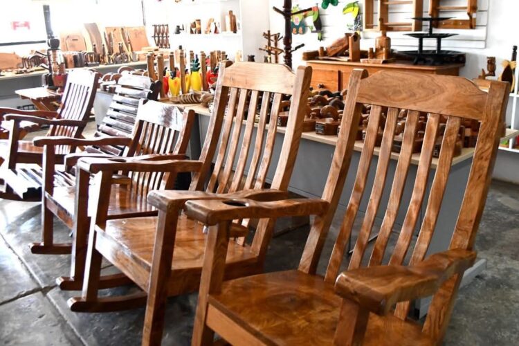 Promueve la SSPT productos artesanales elaborados en los CEDES para celebrar el Día del Padre