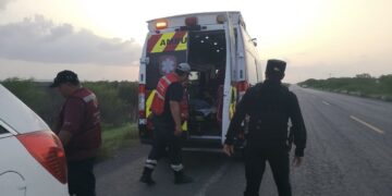 Guardia Estatal auxilia a conductora con crisis asmática en carretera de Soto la Marina y logra estabilizarla