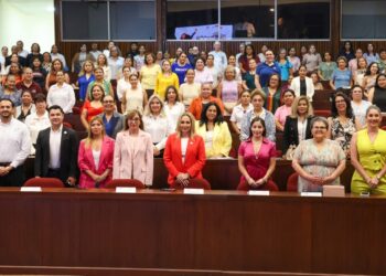 Impulsa la UAT talleres de motivación y liderazgo para mujeres