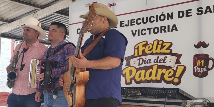 CEDES Victoria celebra el Día del Padre con música norteña y convivencia para fortalecer la reinserción social