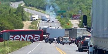 Bloquean la carretera Victoria–Monterrey tras detención de Octavio Leal Moncada