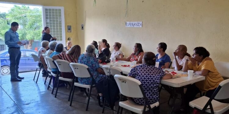 Guardia Estatal de Género fortalece acciones preventivas con plática para mujeres en Ciudad Victoria