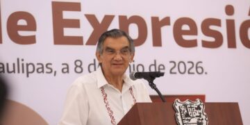 Llama Américo a fortalecer un periodismo libre, responsable y comprometido con la verdad