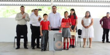 Mejora SET condiciones educativas con Jornadas Tecnológicas “Transformando tu Escuela”