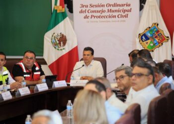 Preside alcalde Lalo Gattás Consejo de Protección Civil para reforzar estrategias por intensas lluvias.