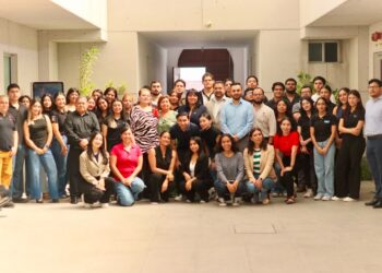 Impulsa CEAV formación académica de futuros profesionales del derecho