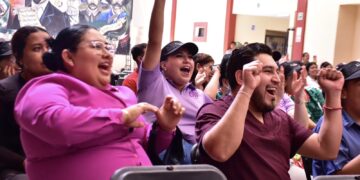 Tula y Mier viven la fiebre mundialista