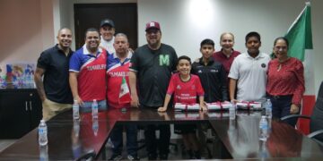 Reconoce Miguel Ángel Valdez a estudiantes de Tamaulipas por representar a México en Mundial FIFA 2026