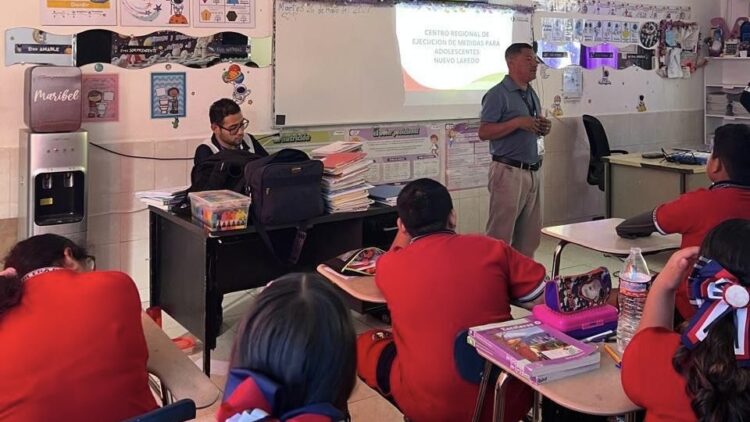 Concientizan a estudiantes sobre consecuencias de cometer delitos