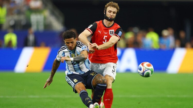 ¿Por qué Stefan Posch jugó con máscara ante Argentina? La lesión que obligó al defensa de Austria a proteger su rostro