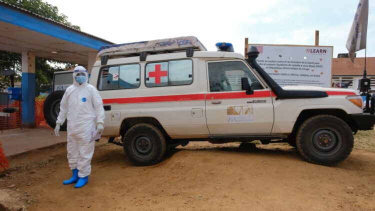 Francia confirma primer caso de ébola en un médico que volvió de misión humanitaria en Congo