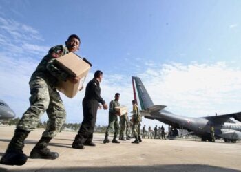 México envía apoyo humanitario a Venezuela con médicos, rescatistas y personal militar especializado