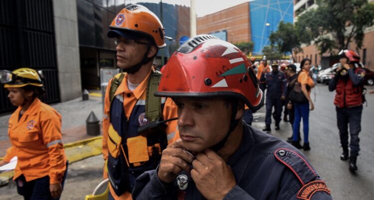 Terremotos en Venezuela dejan decenas de víctimas y miles de heridos tras fuertes movimientos sísmicos