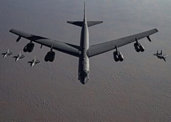 Estados Unidos vuelve a atacar Irán tras incidente en el estrecho de Ormuz y aumenta la tensión militar