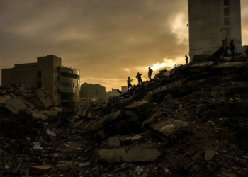 Venezuela enfrenta nueva réplica tras terremotos: suman más de mil 700 muertos y miles de damnificados