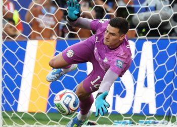 Orlando Gill, el “Gigante” de Paraguay que sorprendió al mundo tras eliminar a Alemania en penales