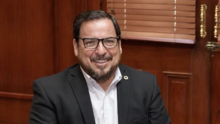 Paga SET incremento salarial a docentes tamaulipecos
