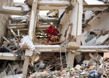 Aumenta a mil 943 la cifra de muertos por sismos en Venezuela; más de 6 mil personas han sido rescatadas