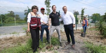 Fortalece SEDUMA reforestación urbana en Parques del Bienestar