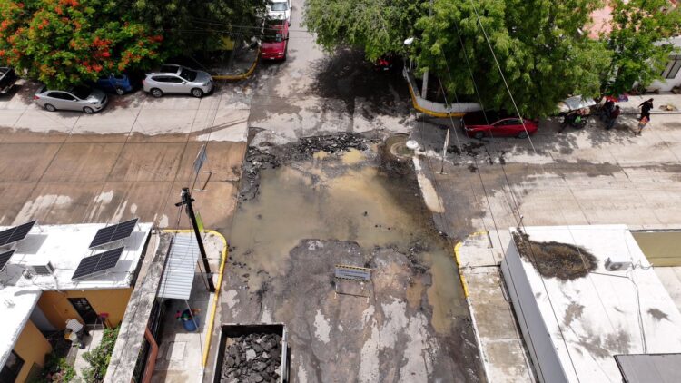 Lluvias provocan socavón en avenida Central de Ciudad Victoria; descartan falla en pavimento