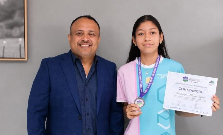 Destaca alumna de la UAT entre las jóvenes con mayor talento matemático en México