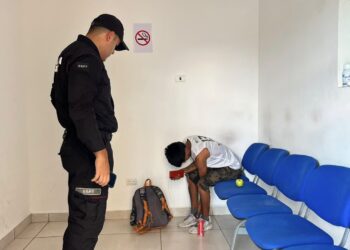 Con cercanía y humanismo, Guardia Estatal brinda asistencia a joven viajero
