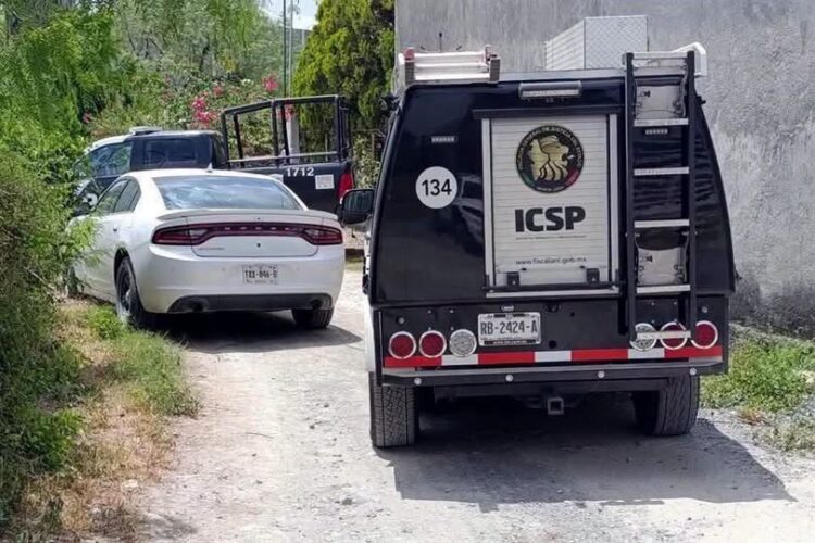Comando armado irrumpe en vivienda y despoja a adulta mayor de más de 330 mil pesos en Apodaca