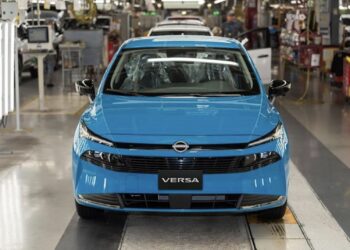 Nissan ajusta costos de autos fabricados en México para enfrentar aranceles de Estados Unidos