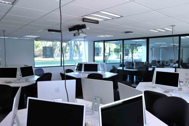 Laboratorio de Cómputo Móvil de la UAG impulsa soluciones digitales