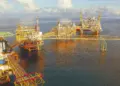 Pemex importa más combustibles de los que exporta en petróleo por primera vez en décadas