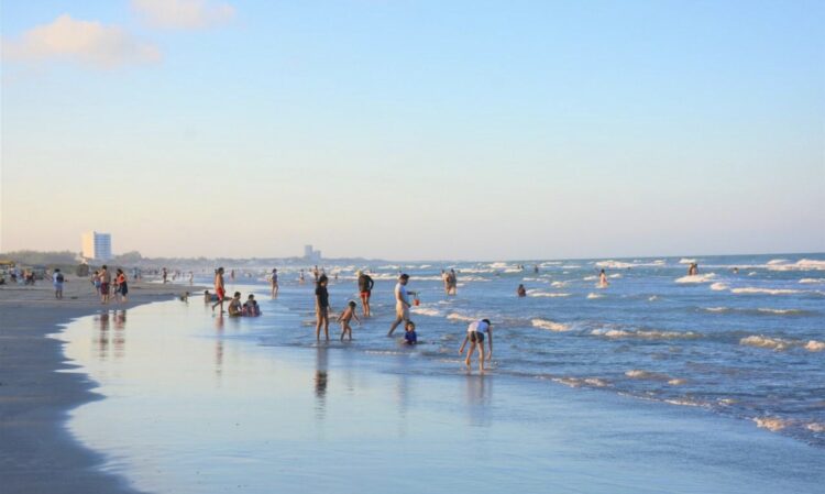 Tamaulipas prevé derrama de 4 mil millones de pesos y más de 4.3 millones de visitantes en verano 2026
